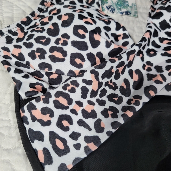 Women's Black Twist Leopard Print Top One Piece Swimsuit Bathingsuit - Picture 9 of 14